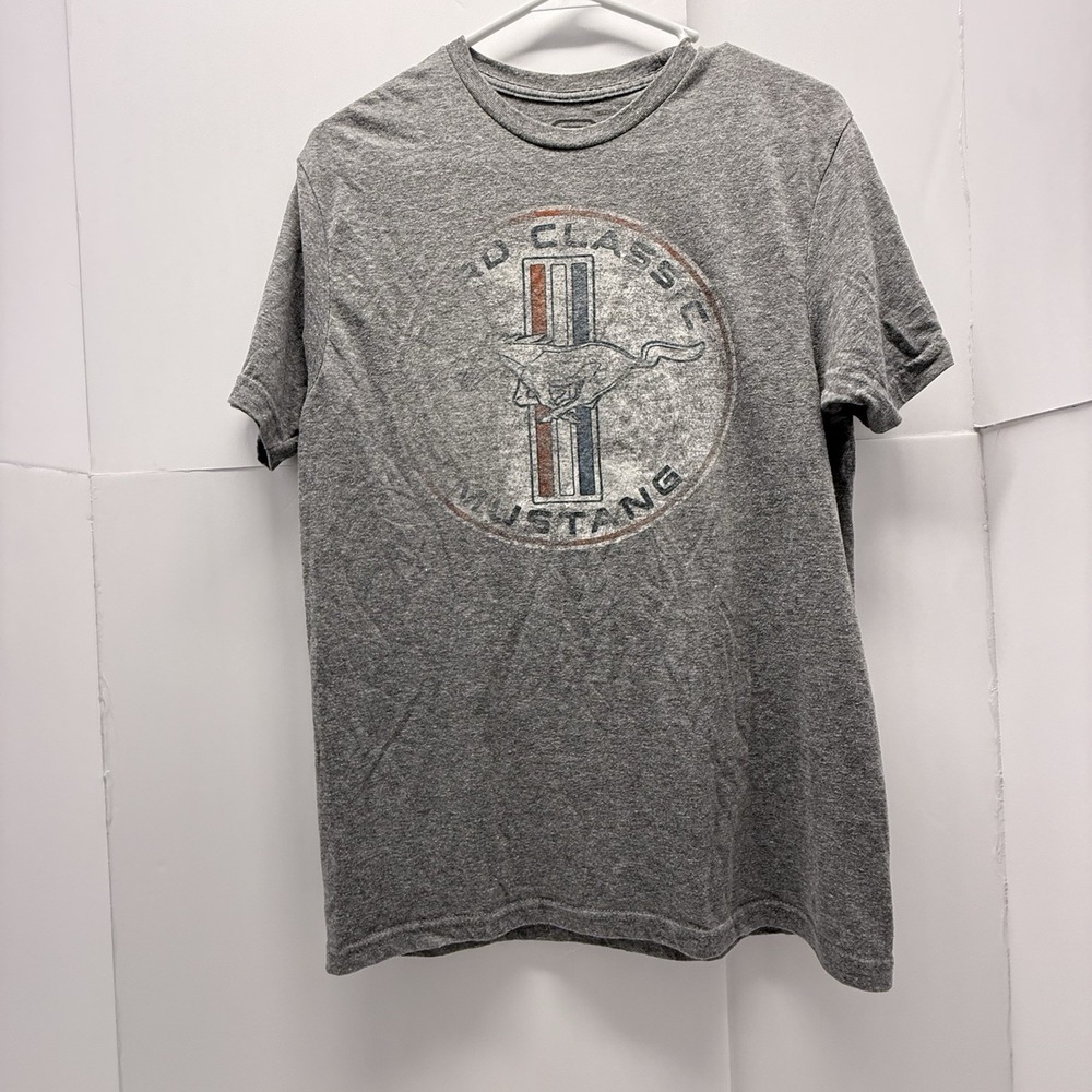 grey short sleeve ford mustang tshirt size medium distressed look